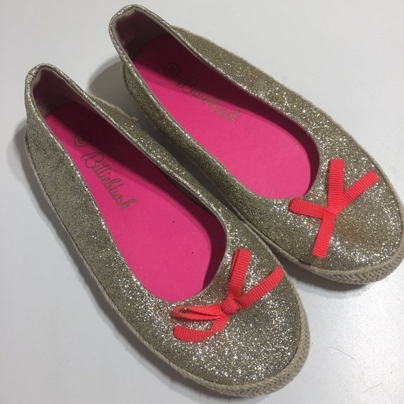 BILLIBLUSH Girls Gold Flats - Picture 2 of 6